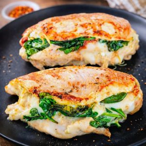 Poulet à l’italienne (pesto, mozzarella & épinards)