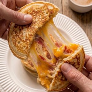 Pancakes fourrés au cheddar & jambon