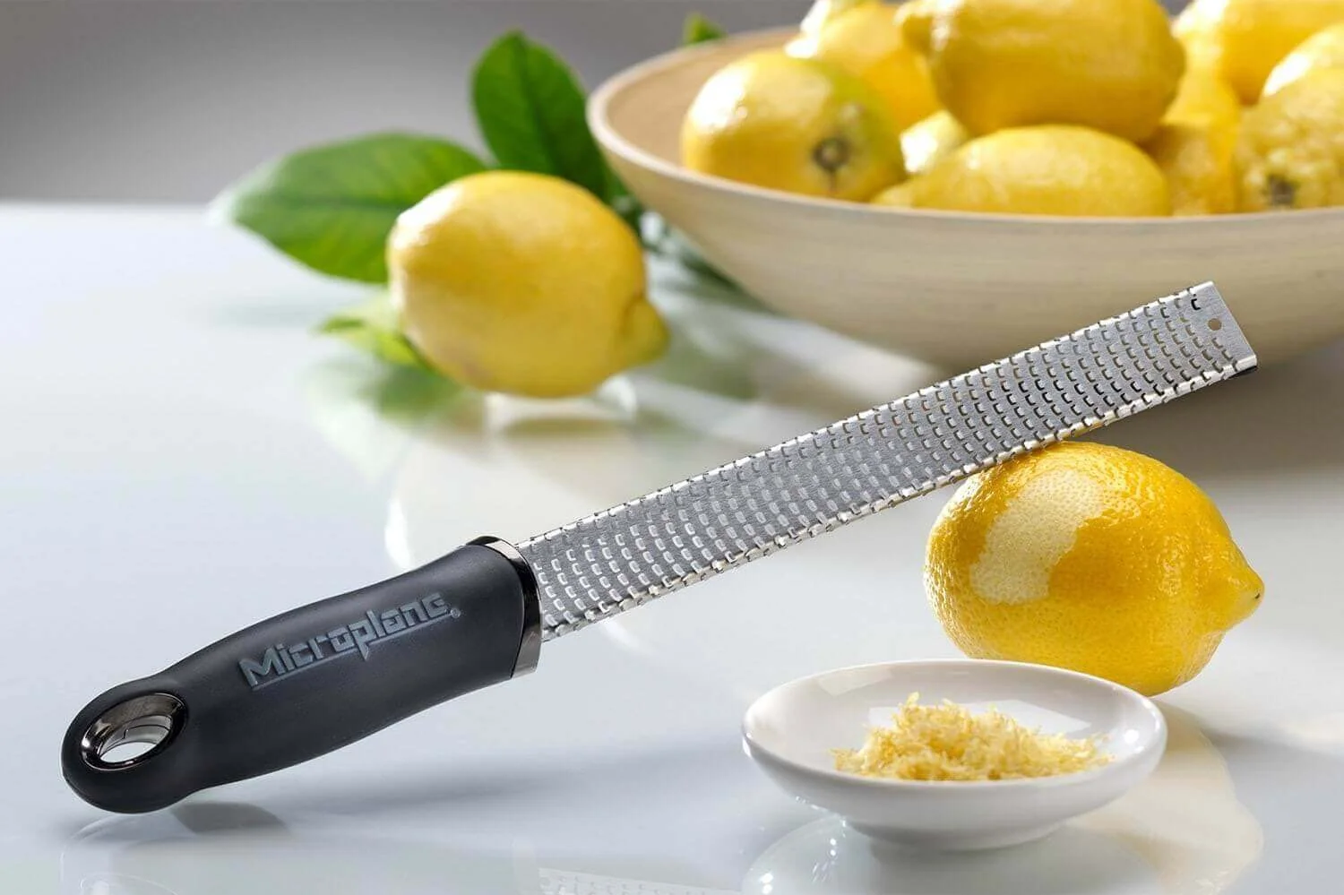 Râpe zesteur Microplane Premium Classic noire